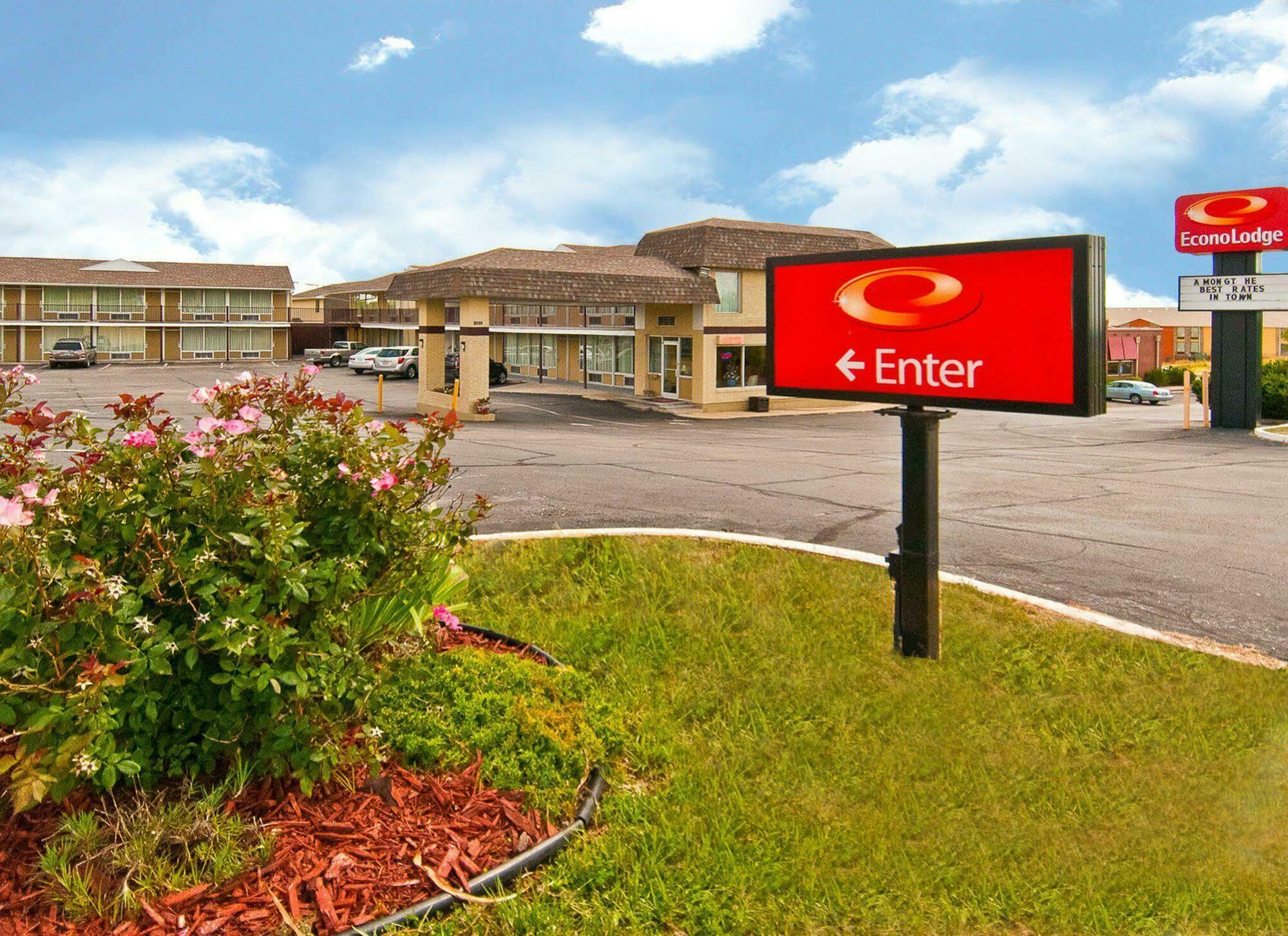 Econo Lodge Near Missouri University Of Science And Technology رولا المظهر الخارجي الصورة