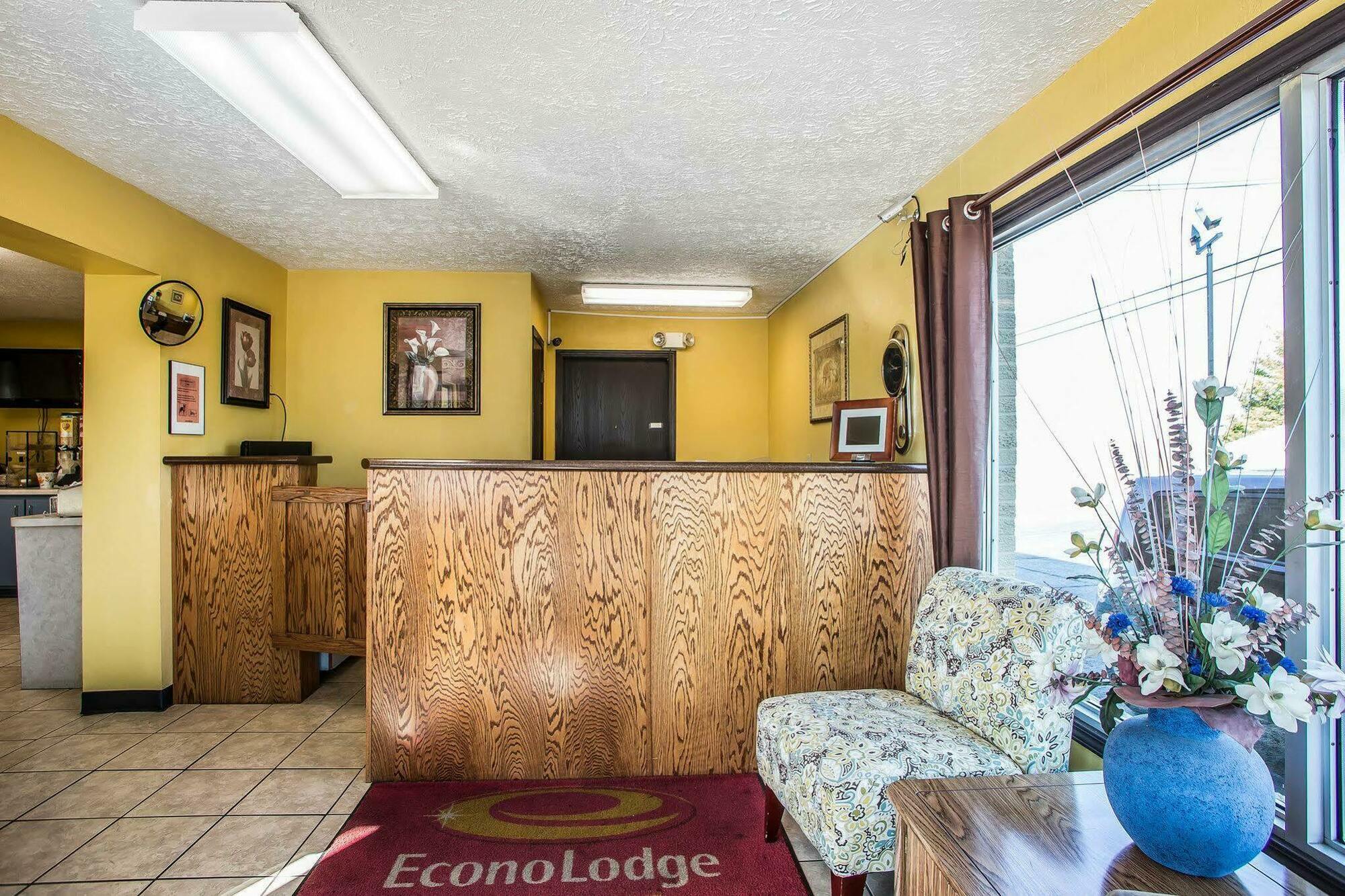 Econo Lodge Near Missouri University Of Science And Technology رولا المظهر الخارجي الصورة
